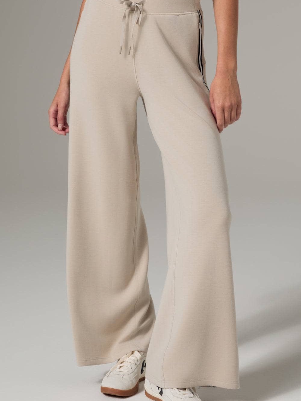 Alp N Rock Blake Wide Leg Lounge Pant Pumice Cream Stripe Sz M
